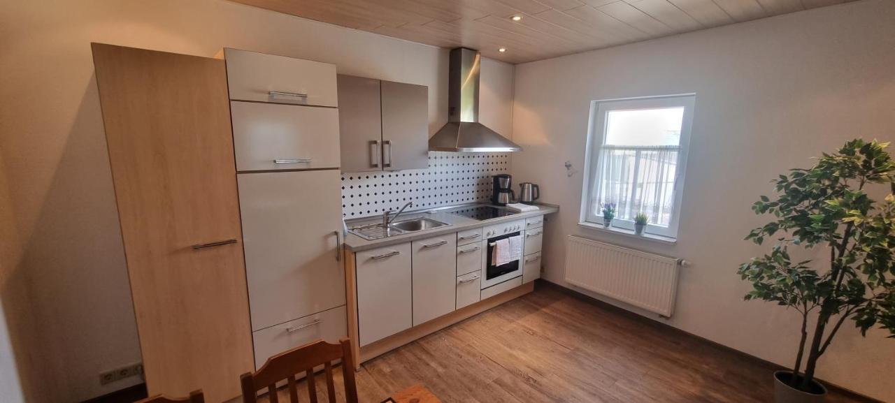 Ferienhaus Schuldienersch Biedenkopf Esterno foto